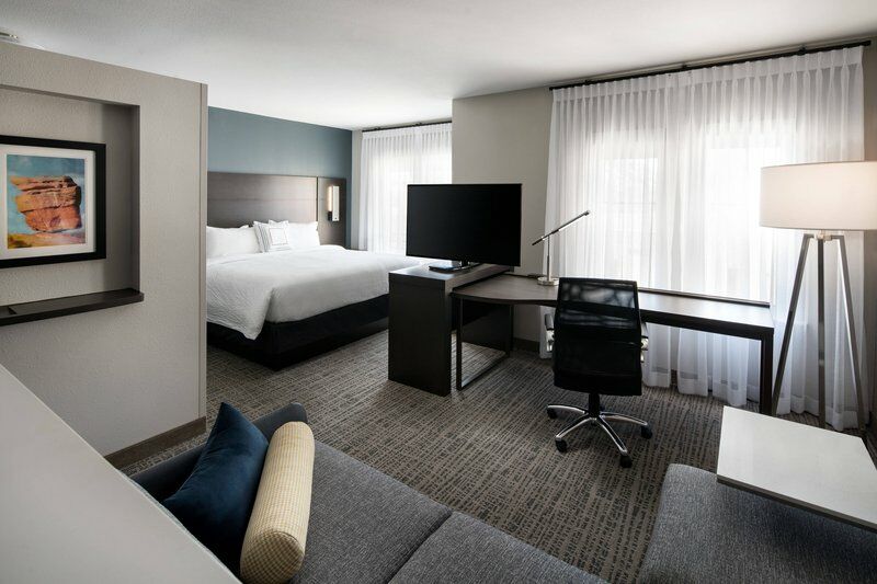 Residence Inn By Marriott Kansas City Downtown/Convention Center Exterior photo